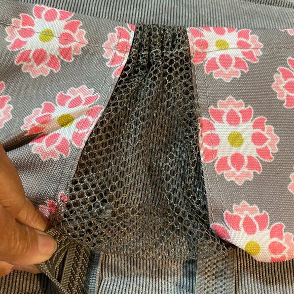 EUC Lilly Bit Diaper Clutch Floral - Picture 5 of 12